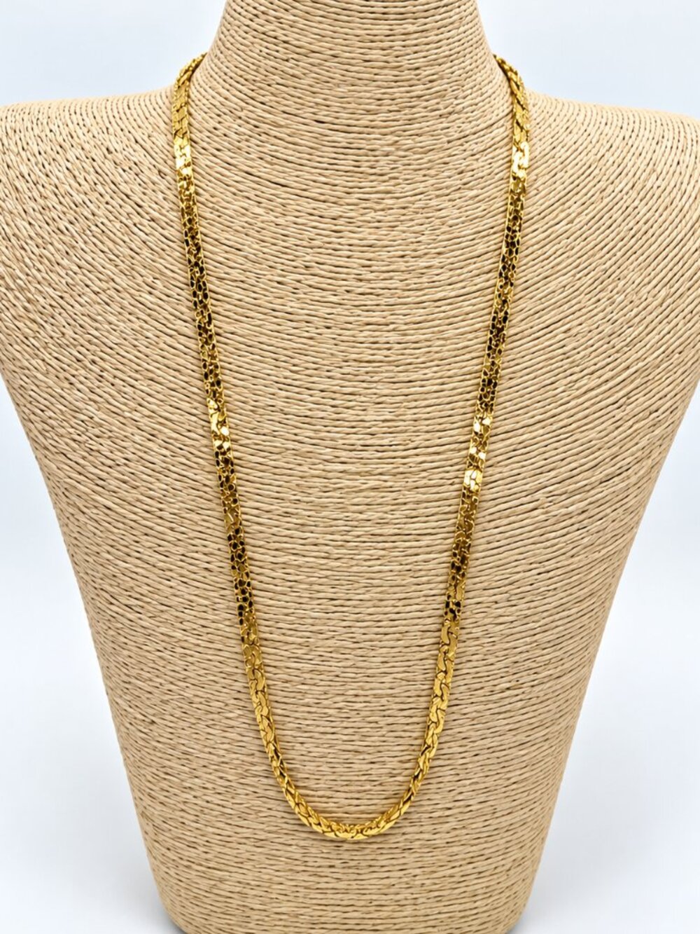Gold Tone Textured Chain Necklace Like New